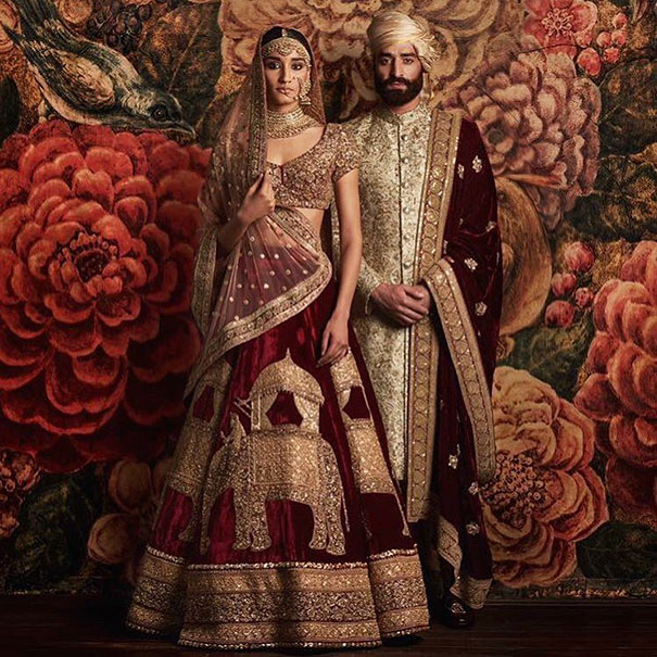 свадьба в индийской национальной одежде