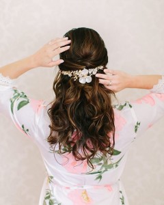 Свадебная прическа с собранными волосами
